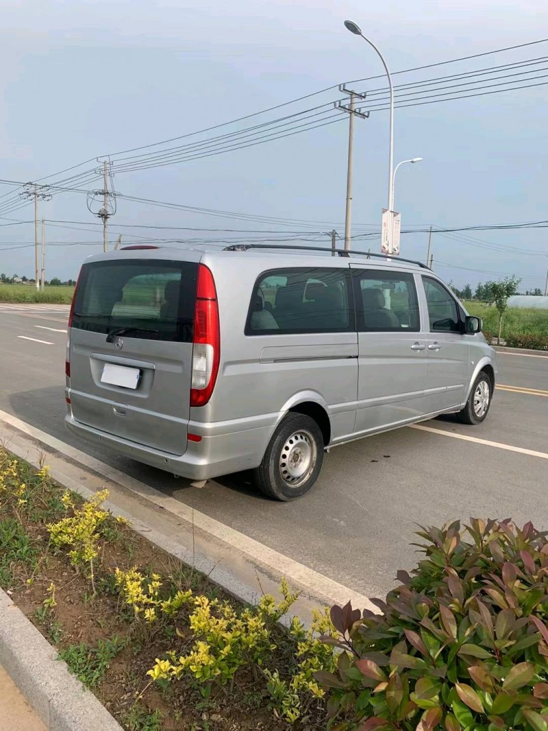 徐州12年奔驰威霆7