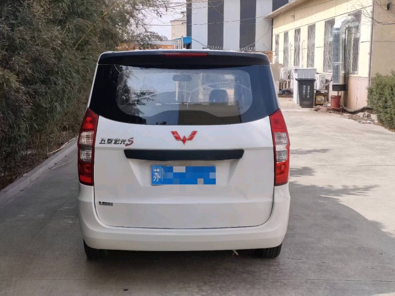 常州17年五菱汽車宏光S31