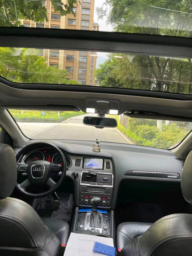 泰安10年奧迪Q75