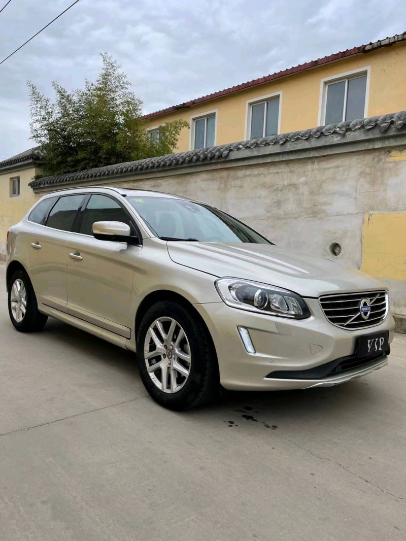 泰安17年沃爾沃XC602