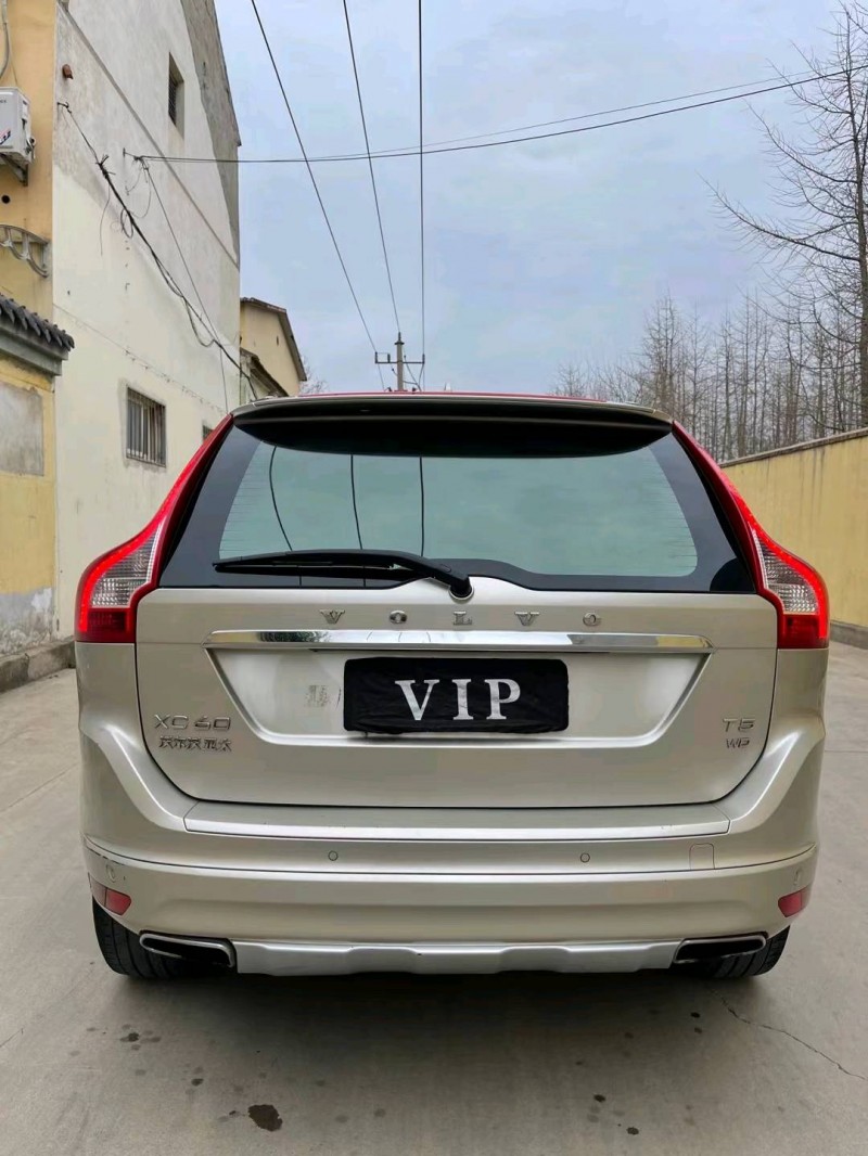 泰安17年沃爾沃XC608