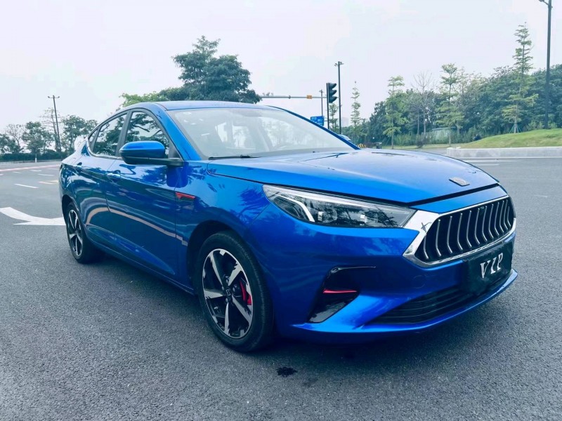 东莞21年江淮思皓A52