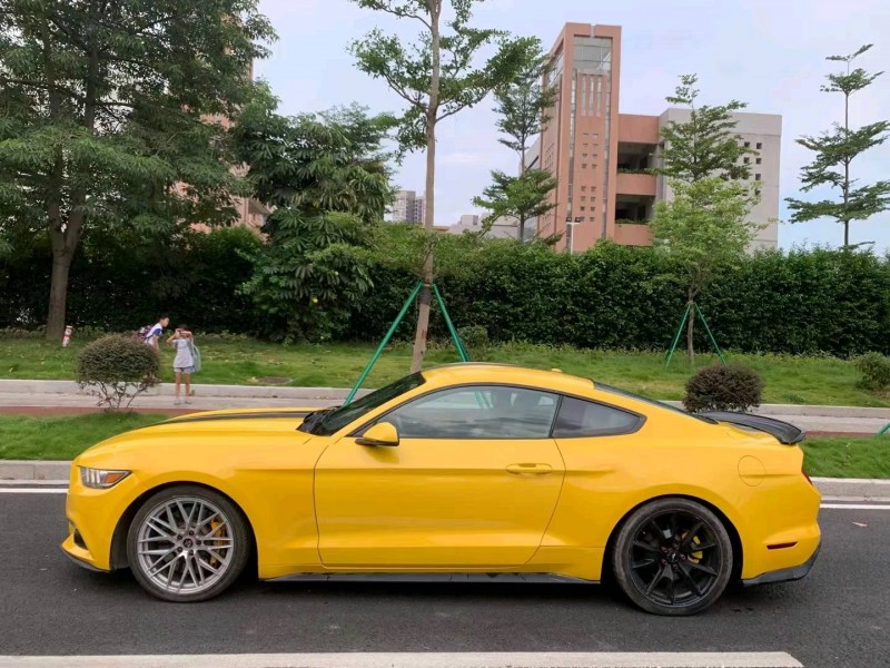 东莞15年福特野马3