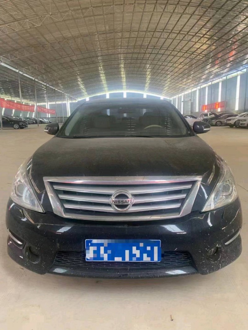 南寧11年日產天籟1