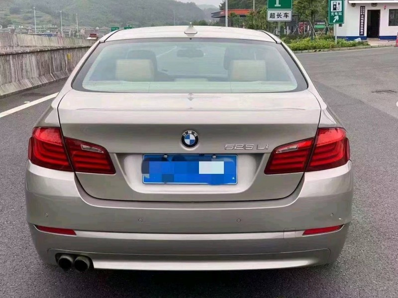 淄博13年寶馬5系3