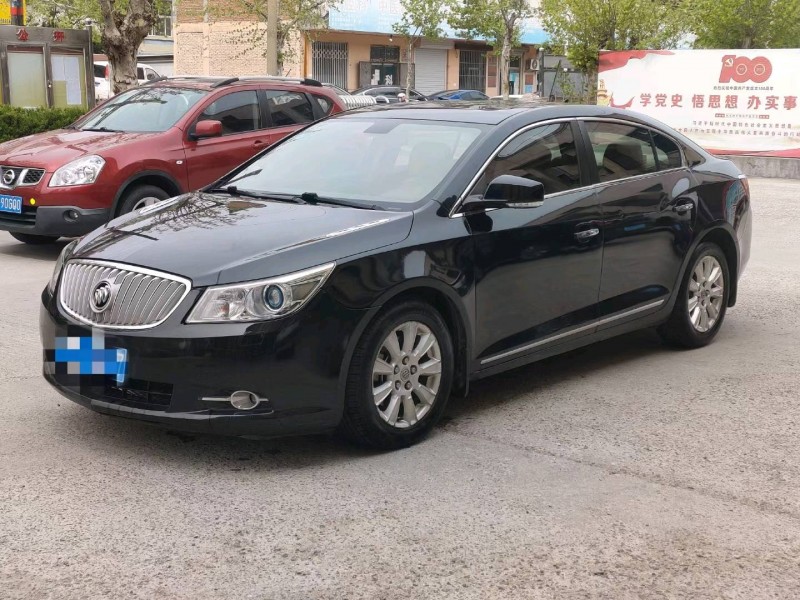 北京13年别克君越8