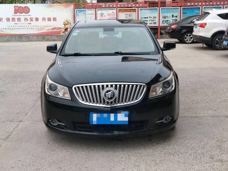 北京13年别克君越9