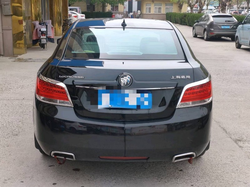 北京13年别克君越7