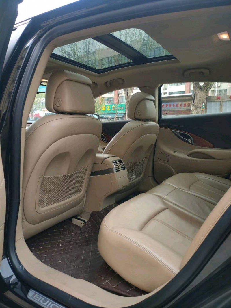 北京13年别克君越1