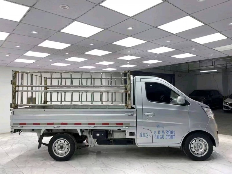 成都20年長安汽車星卡6