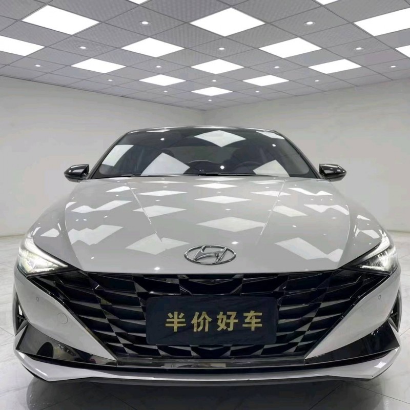 成都21年現代伊蘭特1