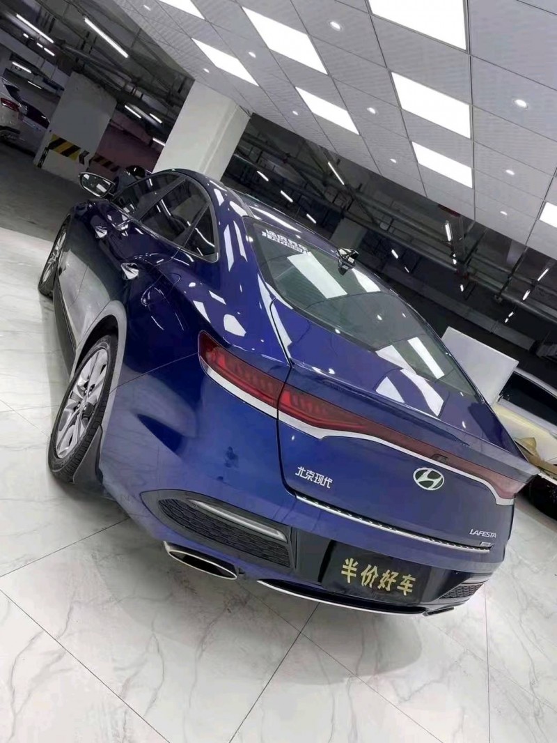 成都20年現代菲斯塔4