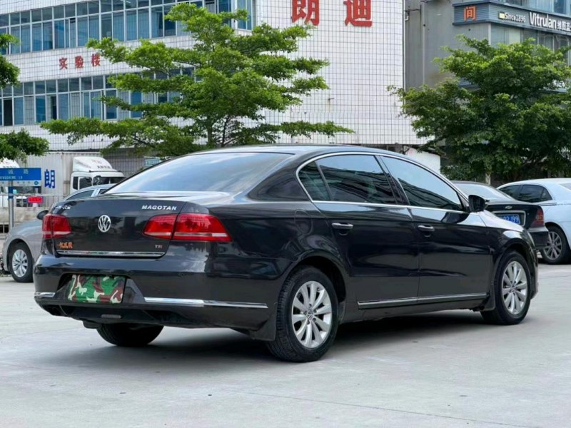 東莞13年大眾邁騰8