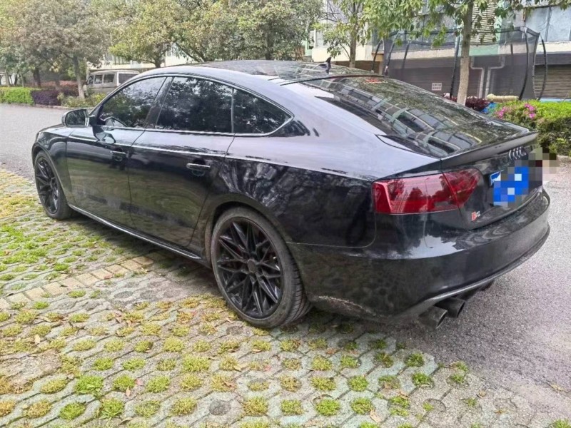 宜昌12年奧迪S55