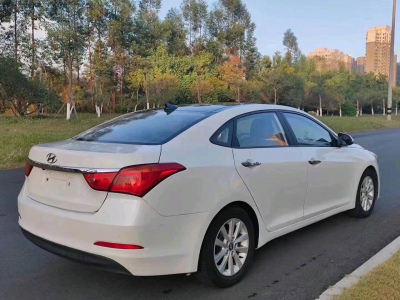 北京14年现代名图4