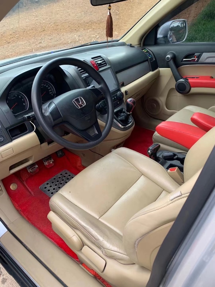 遵義11年本田CR-V7