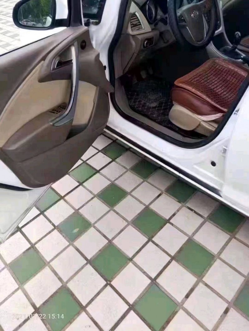 北京14年别克英朗6