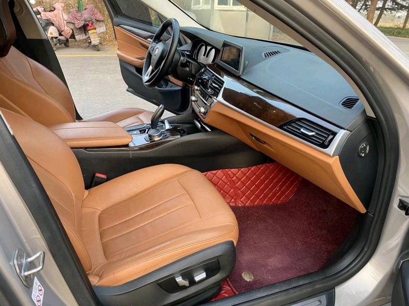 徐州18年宝马5系3