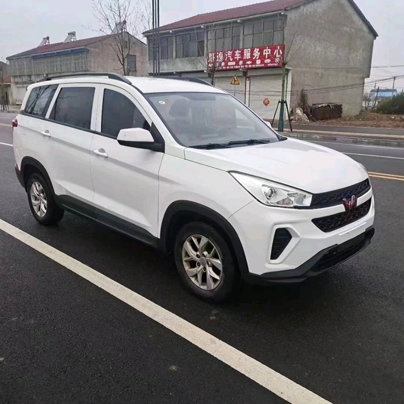 徐州18年五菱汽車宏光S33