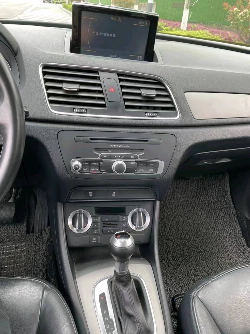 北京14年奥迪Q39