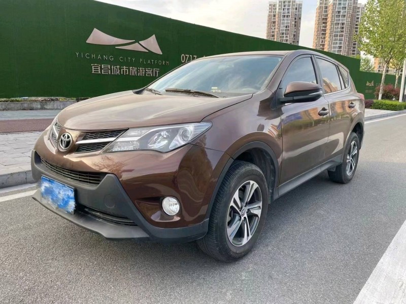 北京16年丰田RAV42