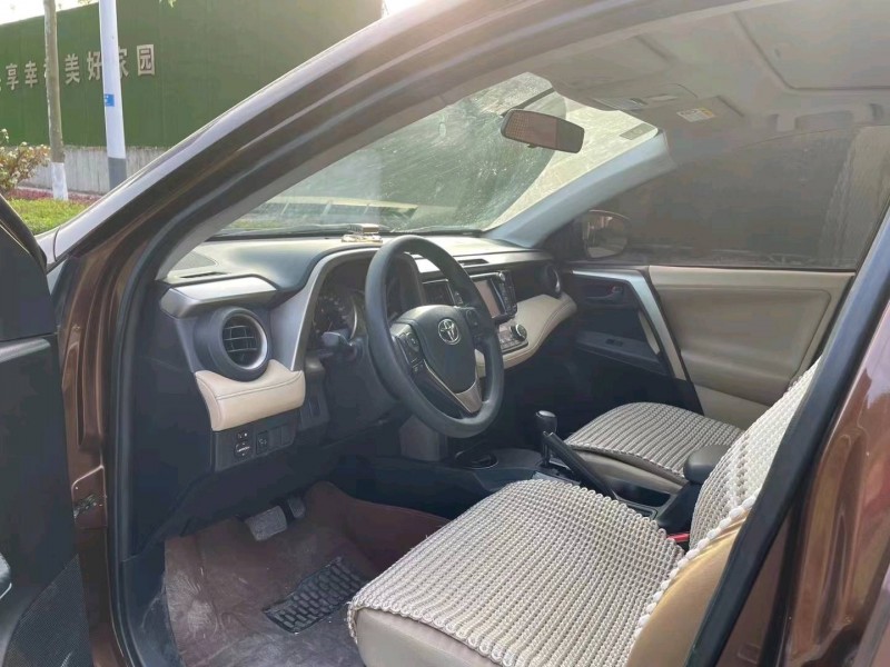 北京16年丰田RAV45