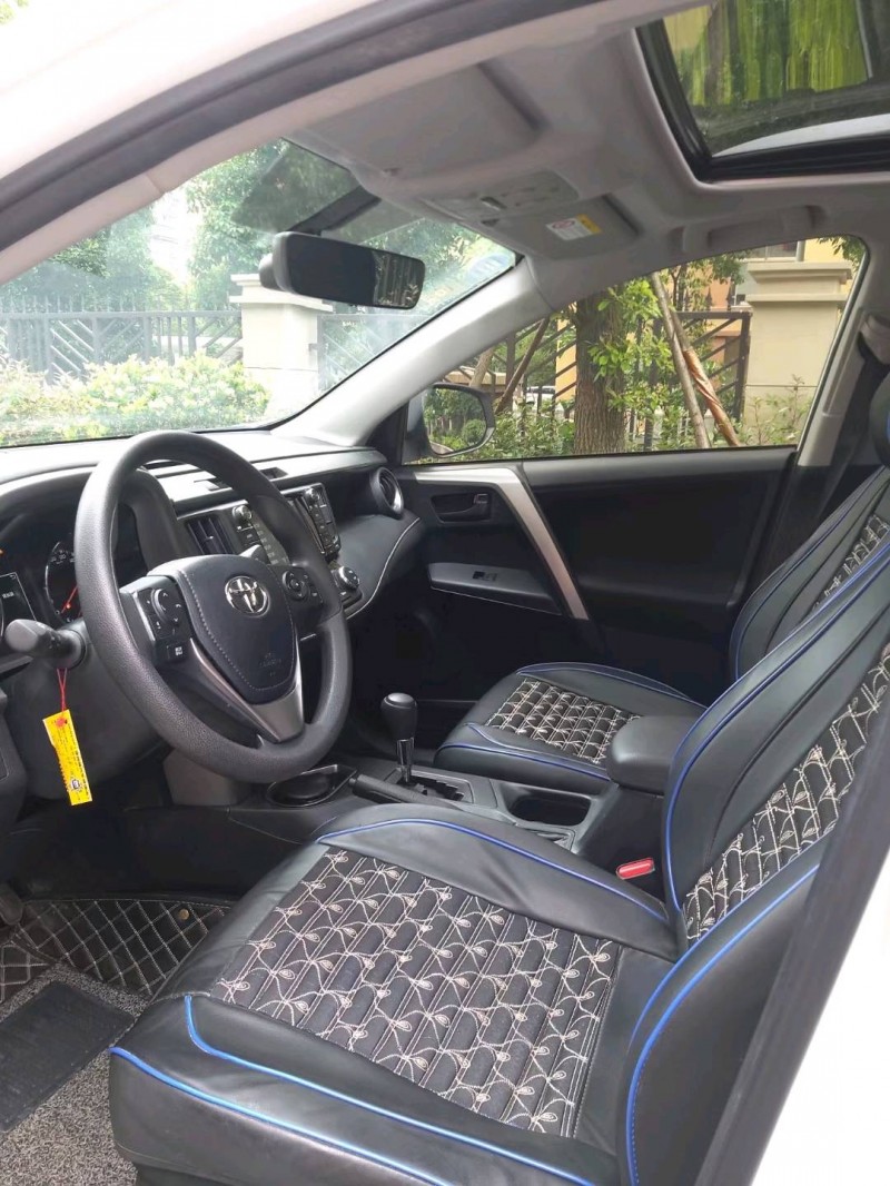 吉安19年豐田RAV4榮放7