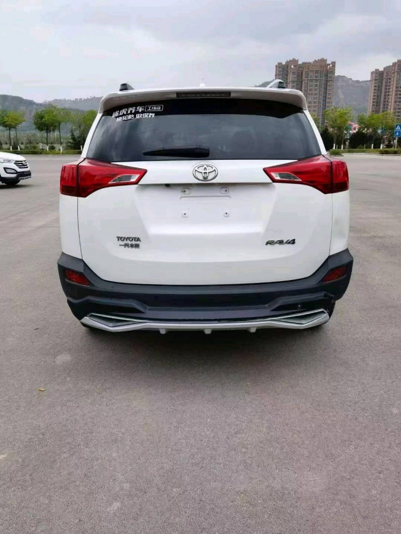 渭南16年豐田RAV4榮放3