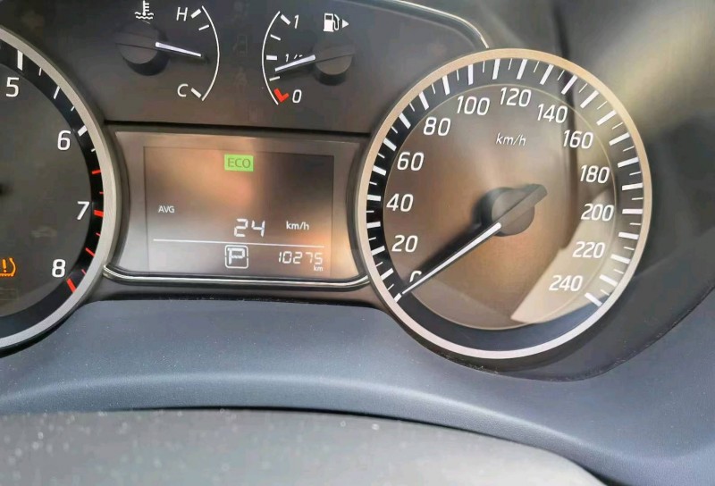 安陽21年日產軒逸6