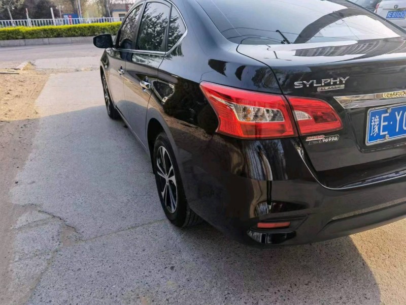 安陽21年日產軒逸7