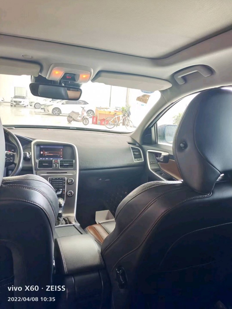 東營14年沃爾沃XC602