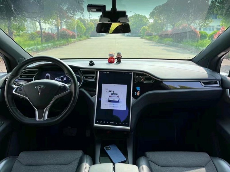 鹽城17年特斯拉MODEL X6