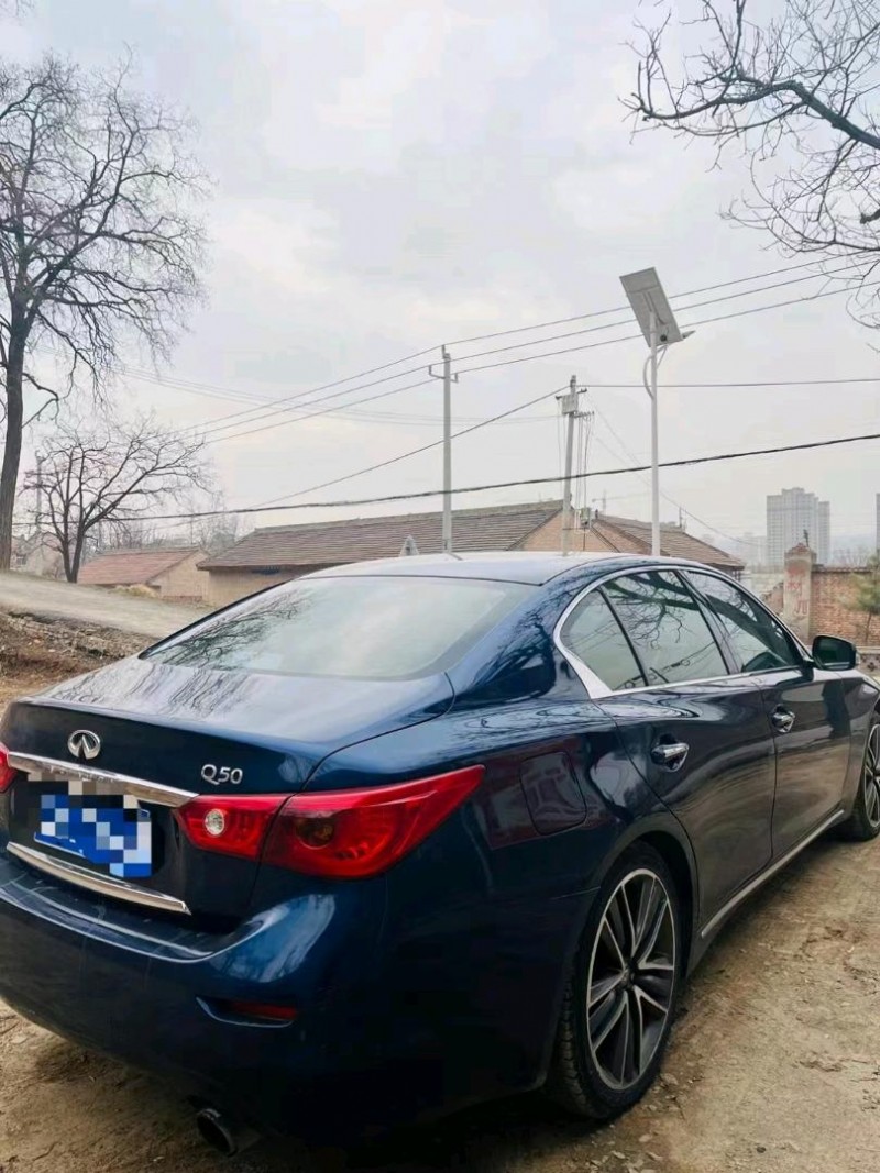 白銀18年英菲尼迪Q50L6