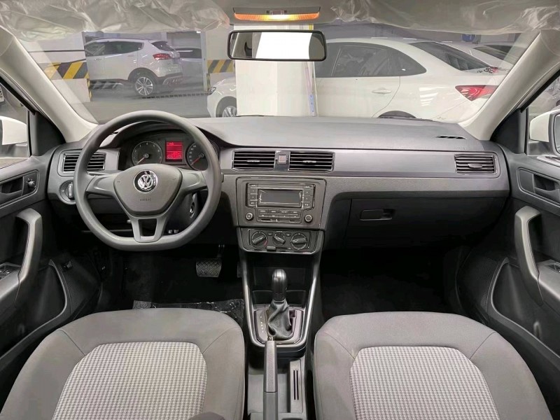 成都22年大众桑塔纳9