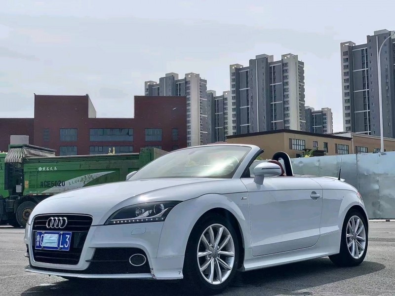 天津15年奧迪TT2