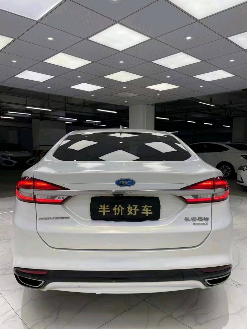 成都17年福特蒙迪歐7