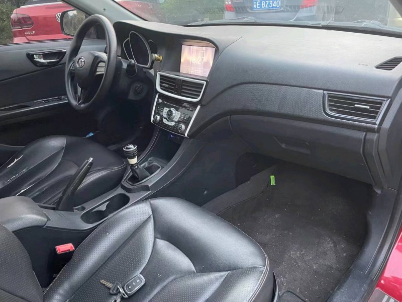 佛山14年東南汽車V6菱仕4