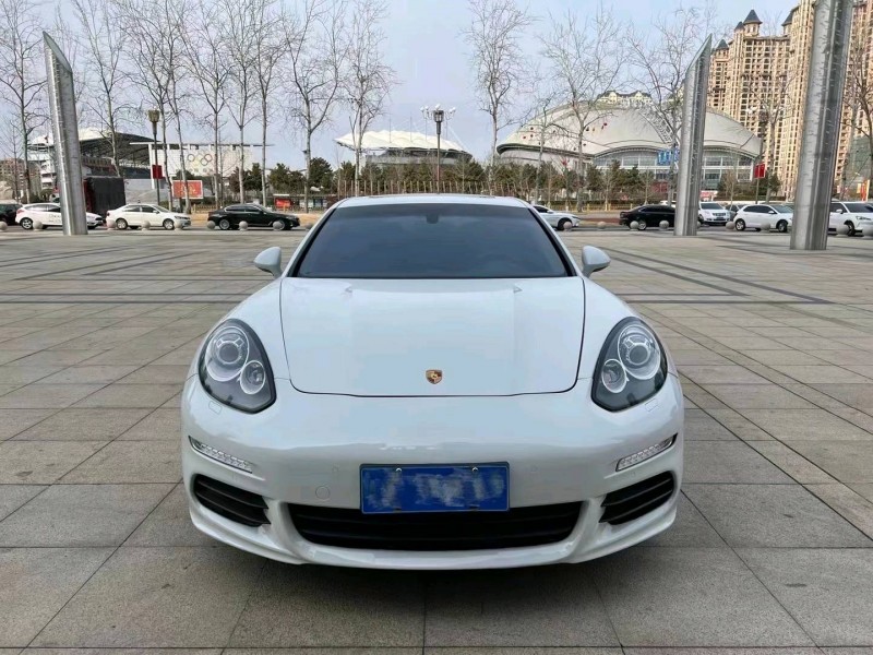 煙臺15年保時捷帕拉梅拉1