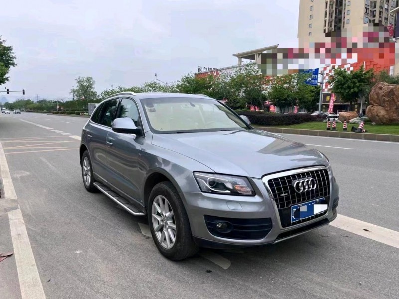 賀州11年奧迪Q52
