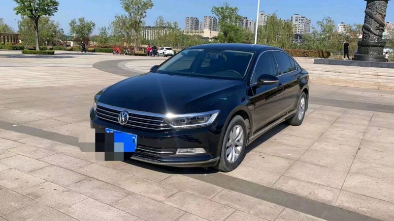 东营16年大众迈腾2