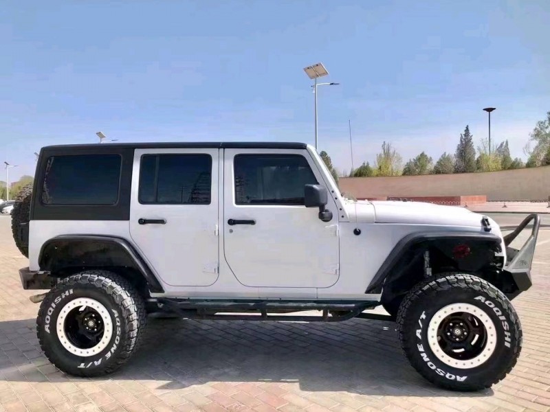 通遼16年Jeep牧馬人4