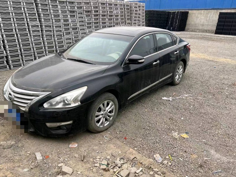 唐山14年日產天籟2