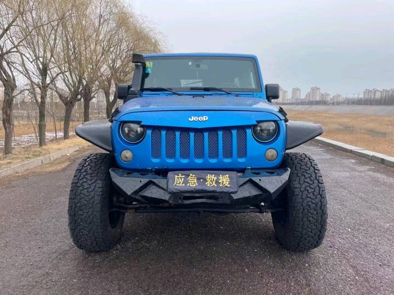 煙臺16年Jeep牧馬人1