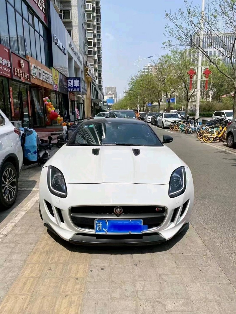 太原15年捷豹F-Type1