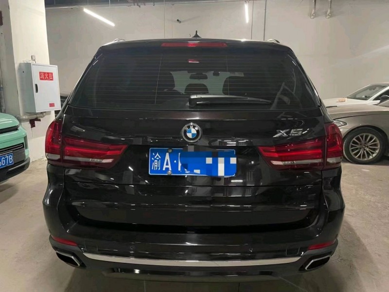 重慶17年寶馬X57