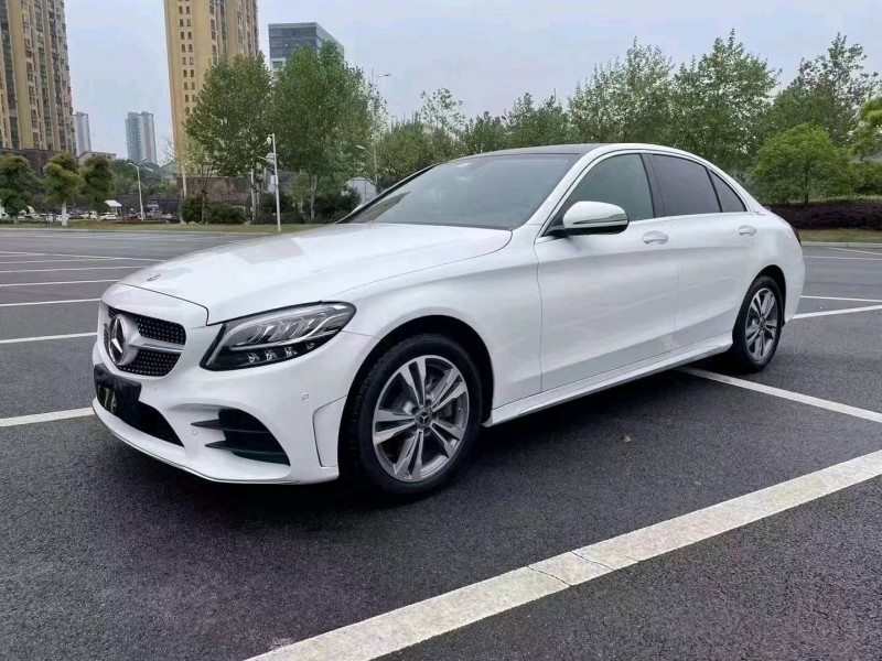 宜昌21年奔馳C8