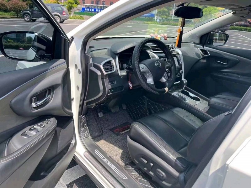 宜昌16年日产楼兰4