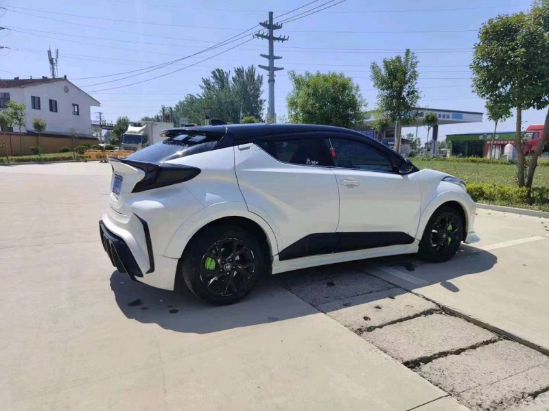 北京21年丰田CHR2