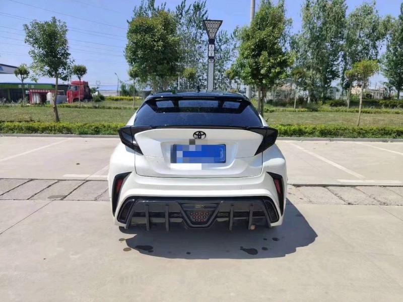 北京21年丰田CHR1