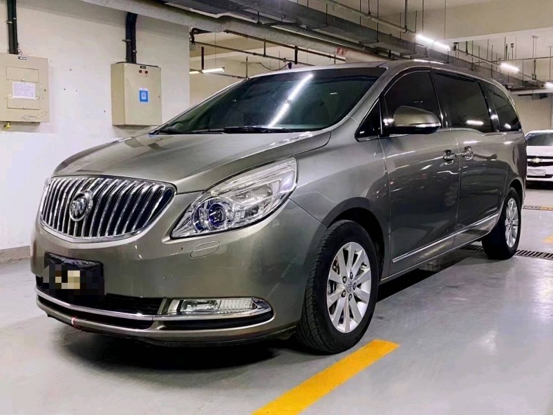 北京16年别克GL82